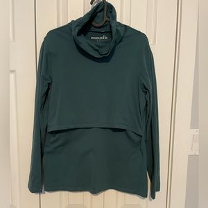 Momzelle- nursing top